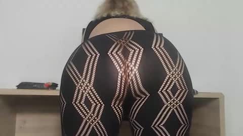 Snapshot of clarabbw77 chatting on February 12, 2026, 8:48 pm Clara online show from February 12, 2026, 8:48 pm