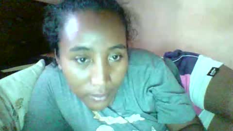 Clarah0123 online show from November 26, 2025, 1:34 pm