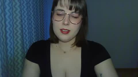 Snapshot of claralovely chatting on April 13, 2026, 5:07 pm Clara online show from April 13, 2026, 5:07 pm