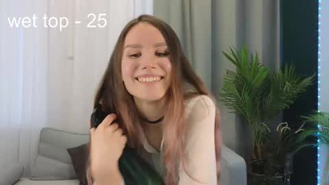 Claire online show from March 5, 2025, 1:06 pm