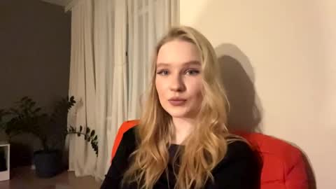 Snapshot of clarisaprentice chatting on April 25, 2026, 10:29 am Kristie online show from April 25, 2026, 10:29 am