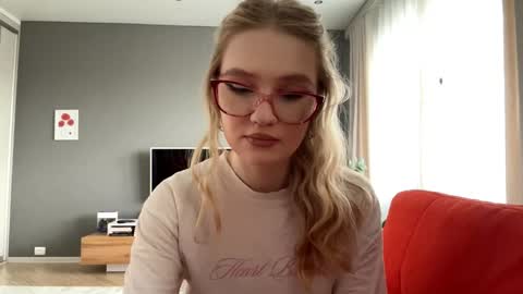 Snapshot of clarisaprentice chatting on May 6, 2026, 4:41 am Kristie online show from May 6, 2026, 4:41 am
