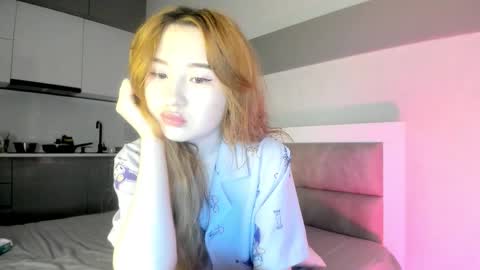 Yumi online show from October 6, 2025, 2:53 am