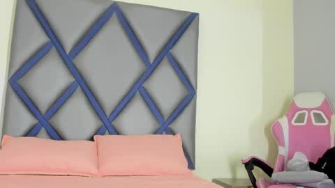 Snapshot of clariza_herrera chatting on May 27, 2026, 8:28 pm Clariza online show from May 27, 2026, 8:28 pm