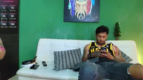 Snapshot of clark__ken chatting on December 5, 2025, 5:20 pm Juanpaindependent model online show from December 5, 2025, 5:20 pm
