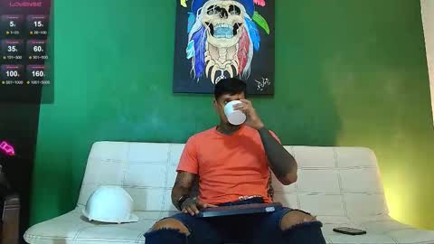 Snapshot of clark__ken chatting on January 14, 2026, 7:30 pm Juanpaindependent model online show from January 14, 2026, 7:30 pm