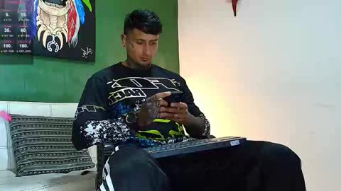 Snapshot of clark__ken chatting on February 16, 2026, 8:05 pm Juanpaindependent model online show from February 16, 2026, 8:05 pm