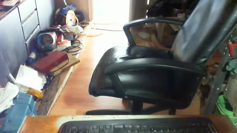 claudeg2523 online show from February 8, 2026, 7:28 pm