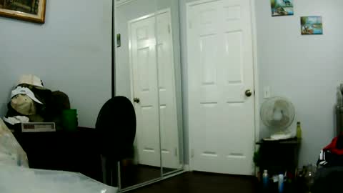 Snapshot of claudia1964 chatting on June 6, 2026, 4:44 pm Claudia online show from June 6, 2026, 4:44 pm