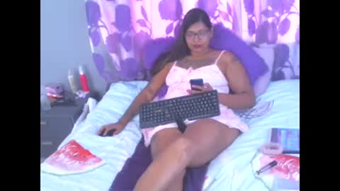 Snapshot of claudine_valencia chatting on January 24, 2025, 7:08 am claudine valencia online show from January 24, 2025, 7:08 am