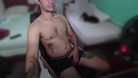 Snapshot of claudivando chatting on February 13, 2026, 10:22 am Claudio online show from February 13, 2026, 10:22 am