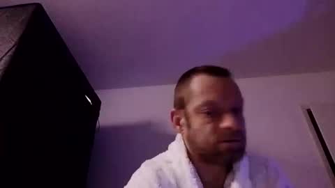 Florian online show from December 14, 2025, 11:53 pm