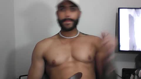 Snapshot of claybrown_ chatting on February 1, 2026, 12:53 am Clay online show from February 1, 2026, 12:53 am