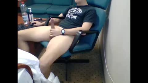 Snapshot of clayyalc2 chatting on February 20, 2025, 11:32 pm clayyalc2 online show from February 20, 2025, 11:32 pm