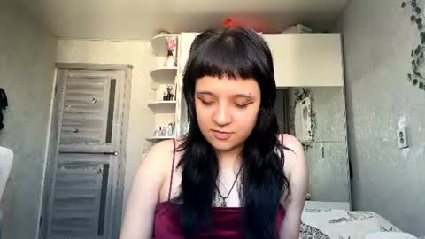 Snapshot of clemenciawuerz chatting on July 1, 2026, 2:29 pm Bella online show from July 1, 2026, 2:29 pm