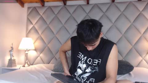 Snapshot of clement_reyes chatting on October 4, 2025, 1:09 pm clement_reyes online show from October 4, 2025, 1:09 pm