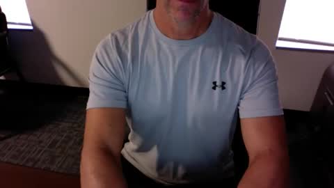 Snapshot of clemike69 chatting on October 30, 2025, 3:57 pm clemike69 online show from October 30, 2025, 3:57 pm