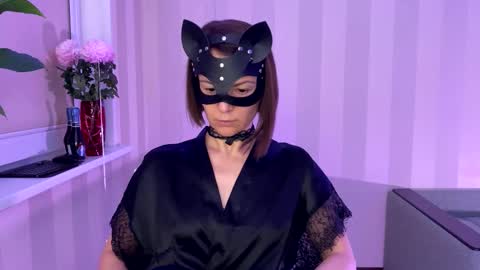 cleo_catra online show from November 18, 2025, 5:12 am