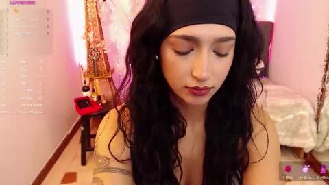 Cleo  online show from November 13, 2025, 11:47 pm