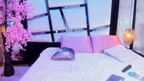       online show from July 8, 2026, 5:12 am