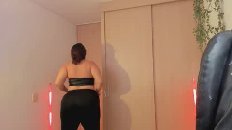 Cleopatra online show from February 21, 2026, 10:22 pm