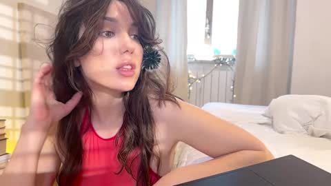 Snapshot of cleopatra_sinns chatting on January 8, 2025, 12:47 pm cleopatra_sinns online show from January 8, 2025, 12:47 pm
