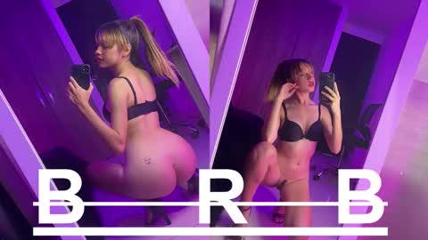Snapshot of cleosexxx chatting on October 9, 2025, 3:15 am cleo y maikol online show from October 9, 2025, 3:15 am