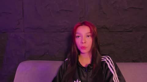 cleowhite_ online show from November 21, 2025, 12:10 am