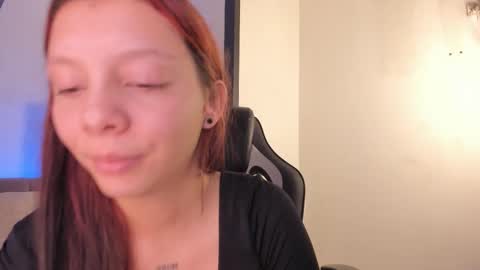 Snapshot of cleowhite_ chatting on February 22, 2026, 8:18 pm cleowhite_ online show from February 22, 2026, 8:18 pm