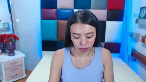 clhoedeep online show from February 28, 2025, 12:31 pm