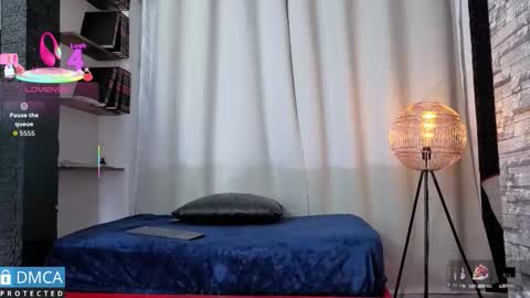 Snapshot of clhoee_ chatting on October 9, 2025, 3:04 am Clhoe online show from October 9, 2025, 3:04 am