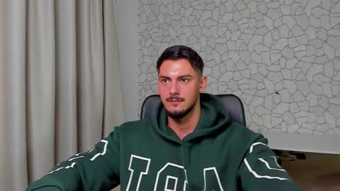 ClintMasterss online show from November 13, 2025, 4:44 am