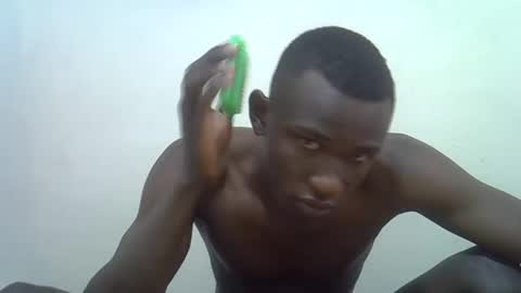 Snapshot of clive_damian chatting on February 3, 2026, 8:52 am clive_damian online show from February 3, 2026, 8:52 am