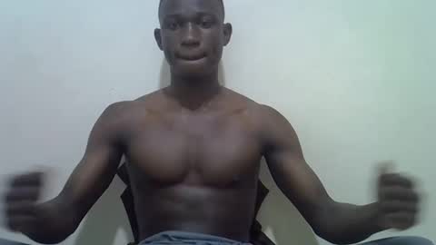 Snapshot of clive_damian chatting on February 7, 2026, 3:16 pm clive_damian online show from February 7, 2026, 3:16 pm