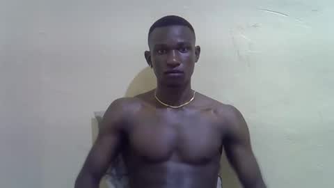 Snapshot of clive_damian chatting on March 4, 2026, 11:55 pm clive_damian online show from March 4, 2026, 11:55 pm