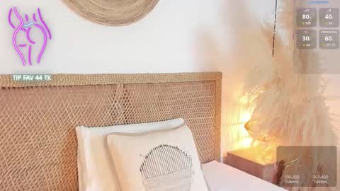 Snapshot of cloe_25 chatting on October 28, 2025, 2:37 am cloe_25 online show from October 28, 2025, 2:37 am