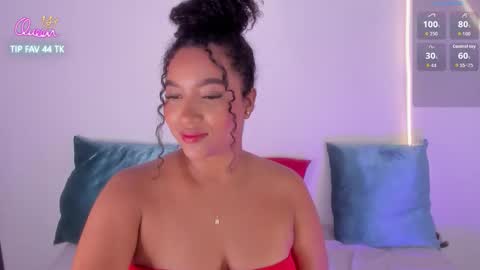 Snapshot of cloe_25 chatting on February 11, 2026, 10:48 pm cloe_25 online show from February 11, 2026, 10:48 pm