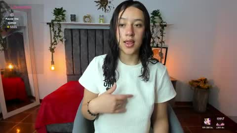 Snapshot of cloe_7 chatting on May 6, 2026, 11:48 am cloe_7 online show from May 6, 2026, 11:48 am