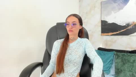 Cloe  online show from July 19, 2026, 7:06 pm