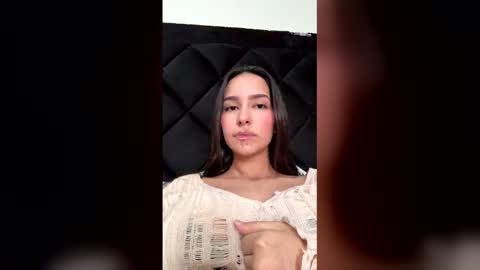Heidy Lopez  online show from March 8, 2026, 10:02 pm