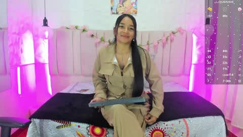 Snapshot of cloe_maisonn chatting on April 6, 2026, 2:40 pm cloe online show from April 6, 2026, 2:40 pm