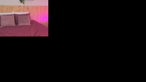 Snapshot of cloehsmiith chatting on November 11, 2025, 11:21 am Chloe Smith online show from November 11, 2025, 11:21 am