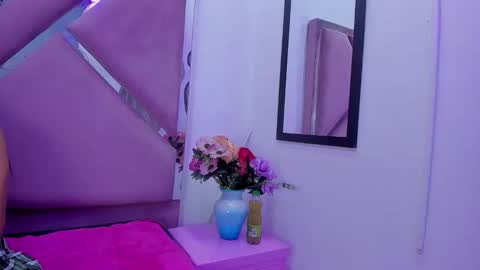 CloeMorenti  online show from March 21, 2026, 1:26 pm