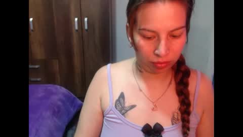 cloepussy online show from October 21, 2025, 2:01 am