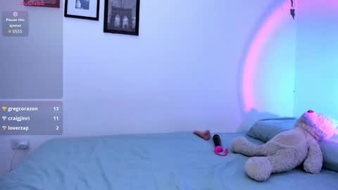 Snapshot of clohe_j chatting on February 7, 2026, 4:27 am clohe_j online show from February 7, 2026, 4:27 am