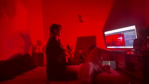 Snapshot of closeupfeels chatting on November 1, 2025, 9:06 pm Take it easy 3 online show from November 1, 2025, 9:06 pm