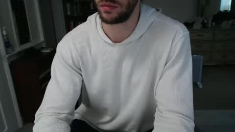 Snapshot of cloud900x chatting on December 31, 2024, 1:41 pm Cloud online show from December 31, 2024, 1:41 pm