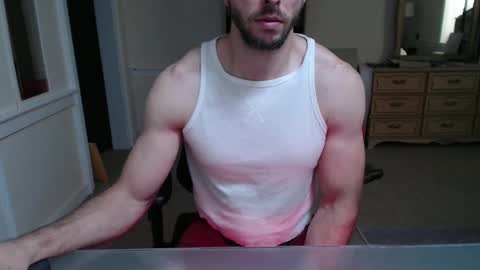 Snapshot of cloud900x chatting on November 3, 2025, 6:42 pm Cloud online show from November 3, 2025, 6:42 pm