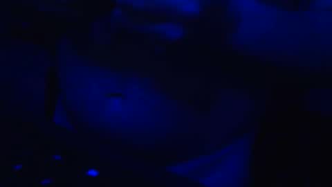 Snapshot of cloudy_dayz69 chatting on November 19, 2025, 6:35 am Cloudy Dayz online show from November 19, 2025, 6:35 am