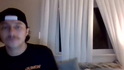 Snapshot of cloudyydayzz chatting on February 21, 2026, 9:54 am tallhungandcloudy online show from February 21, 2026, 9:54 am